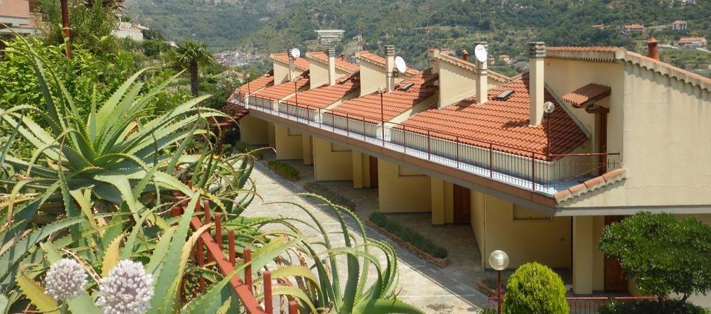 Residence Green Park Ventimiglia Esterno foto