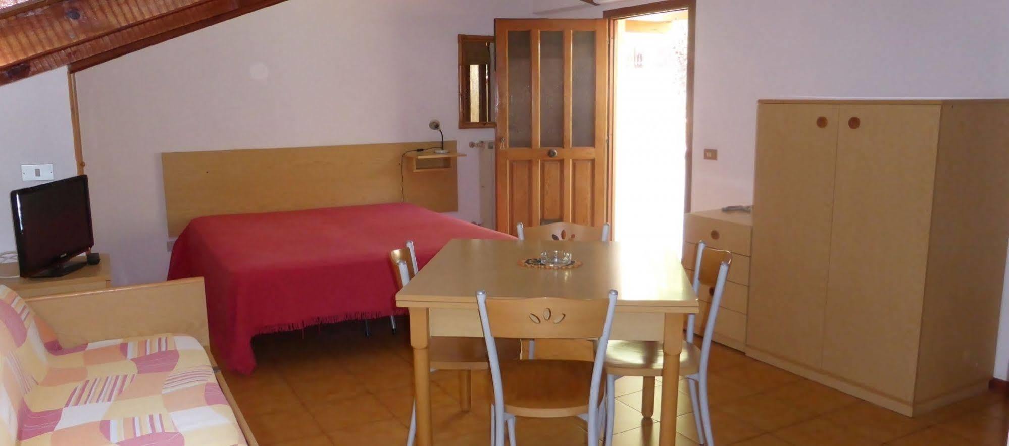 Residence Green Park Ventimiglia Esterno foto